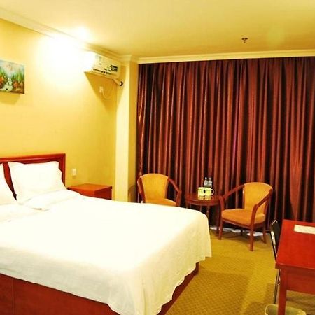 Greentree Inn Liaoning Dalian Wangjia Qiao Business Hotel Eksteriør bilde